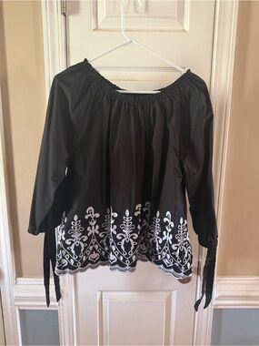 Time and Tru Black Off-Shoulder Tunic with White Embroidery